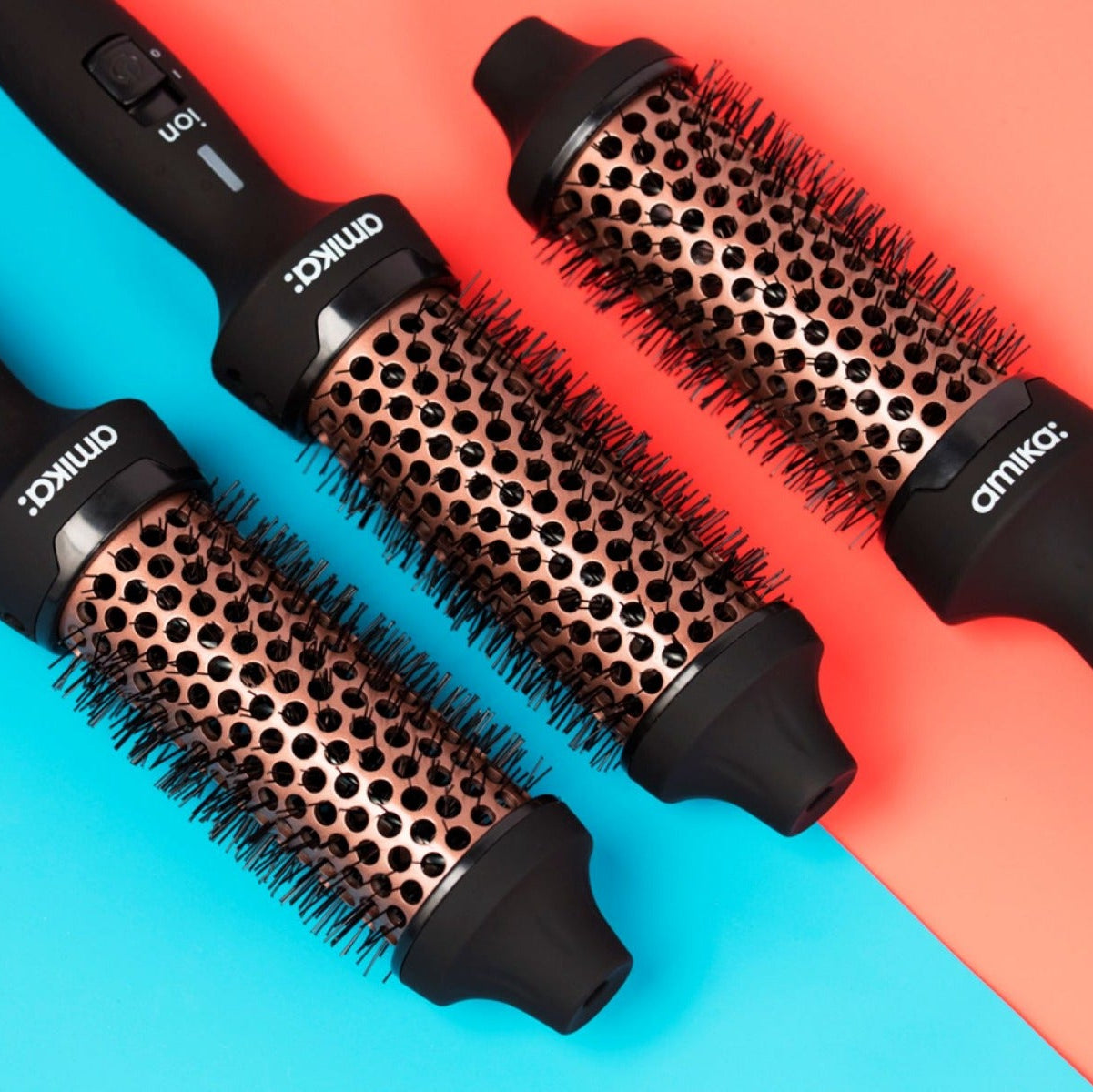 Amika Blowout Babe Thermal Brush