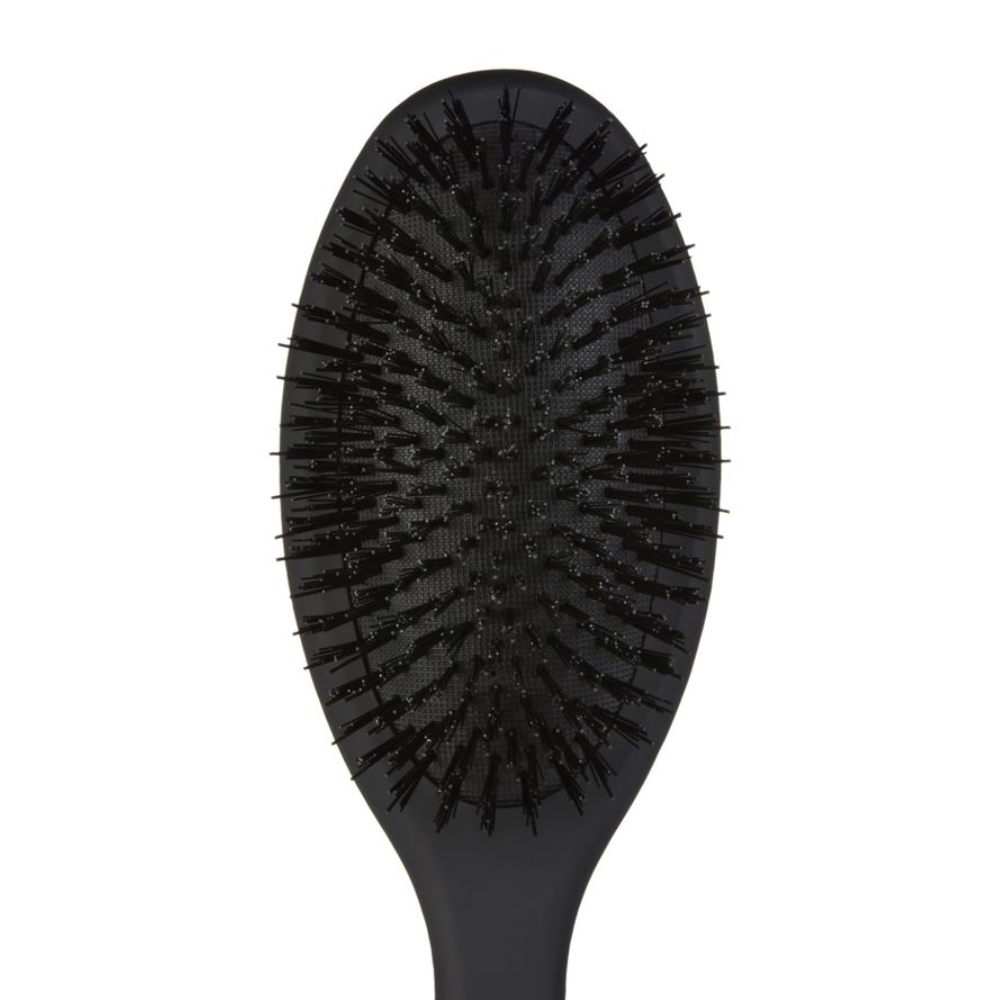 ghd_oval_dressing_brush_shot2